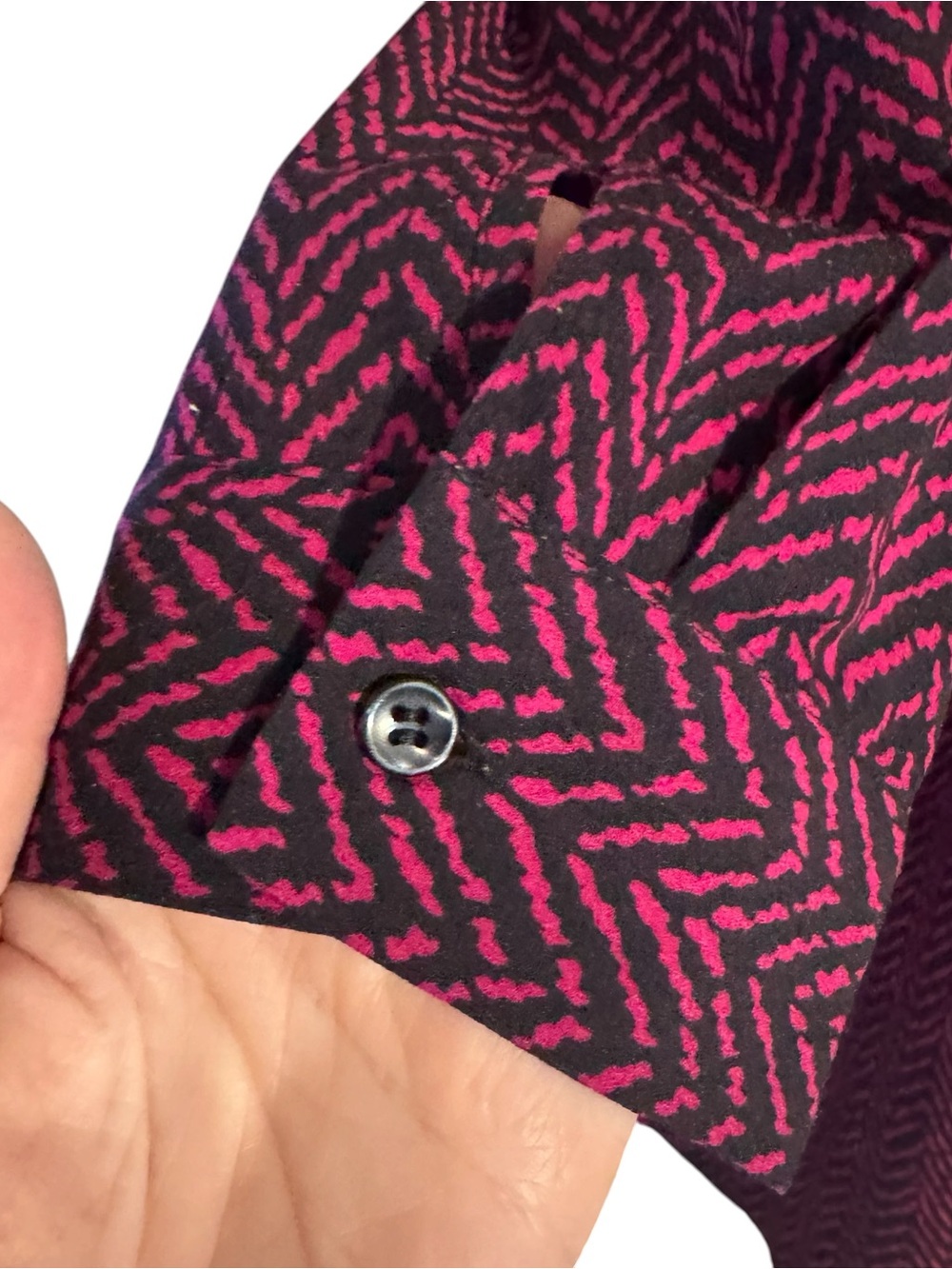 Catherine's Pink/Black Print Top with Black Lace Yoke PLUS: 2X Bin#14 - Picture 5 of 9